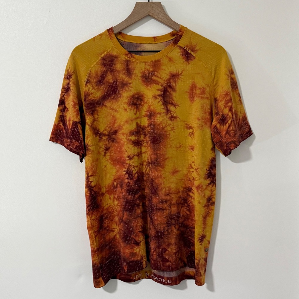 Lululemon Metal Vent Tech 2.0 Shirt Mens L Yellow Orange Tie Dye Short Sleeve